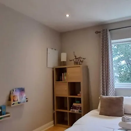 Stylish 2bdr With Large Balcony Near *
