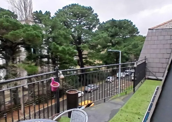 Stylish 2bdr With Large Balcony Near * 都柏林